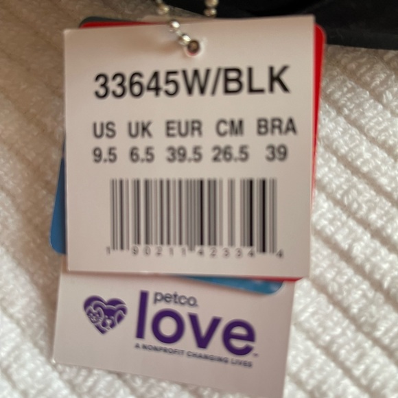 Bob’s Skechers slips on size 9W - Picture 11 of 11